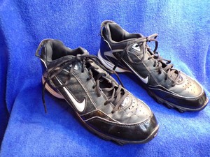 Las mejores ofertas en Nos Nike 7 Negro Zapatos de fútbol americano para  hombres | eBay