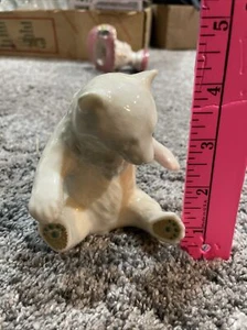 Lenox China Jewels Collection SITTING BEAR Figurine Ivory Green Gold Design - Picture 1 of 5