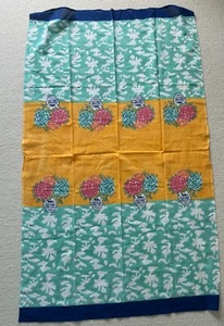Neu ohne Etikett Lisa Corti großer gemusterter Schal/Sarong 70" x 45" - Bild 1 von 3