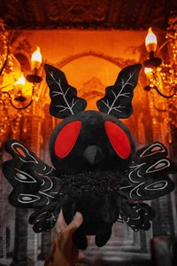 Juguete de peluche Mothman Goth Emo Cryptid - Imagen 1 de 10