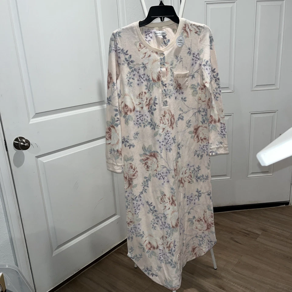 Miss Elaine  Nightgown floral print Warm Cozy Fleece Modest Size S - Image 1 of 3