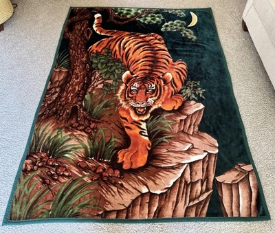 Vintage Korean? Mink Style Blanket Tiger Jungle Moon Nature Big Cat Vibes Asian - Image 1 of 4