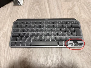 Broken! - Qwerty Logitech MX keys mini keyboard - Zdjęcie 1 z 6