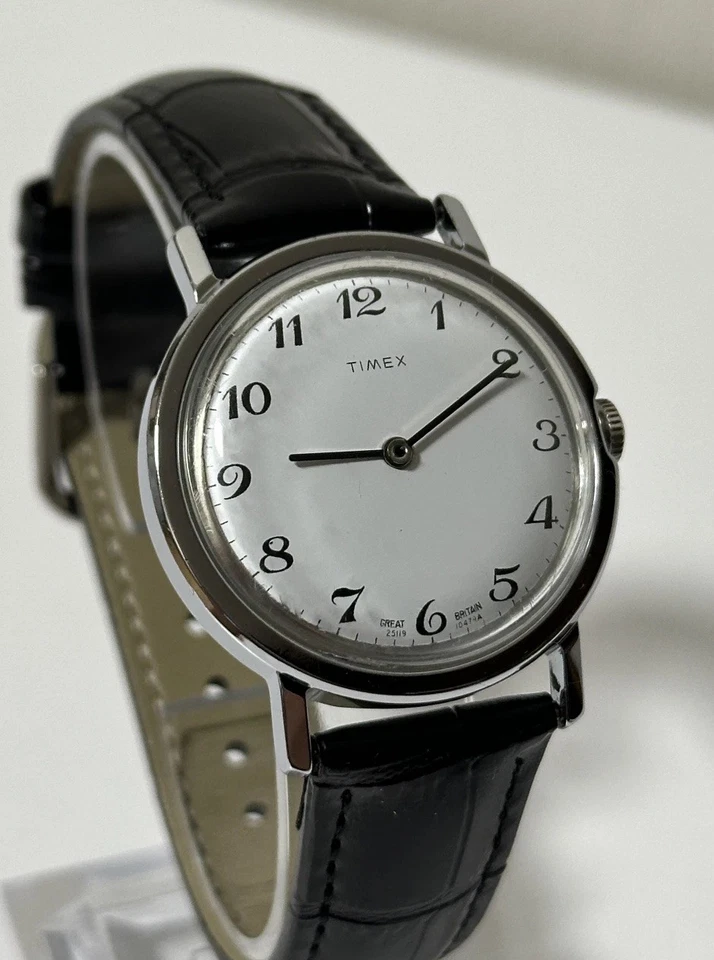 Винтажные наручные часы 1979 TIMEX MERMERCURY серебристый белый циферблат  - Изображение 1 из 4