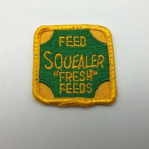 FEED SQUEALER FRESH FEEDS Patch Agriculture Advertising Uniform Patch Vintage - Picture 1 of 12
