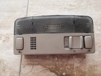 Volkswagen Passat B5 1999/Interior Light/3B0947105C Foto 1 de 4