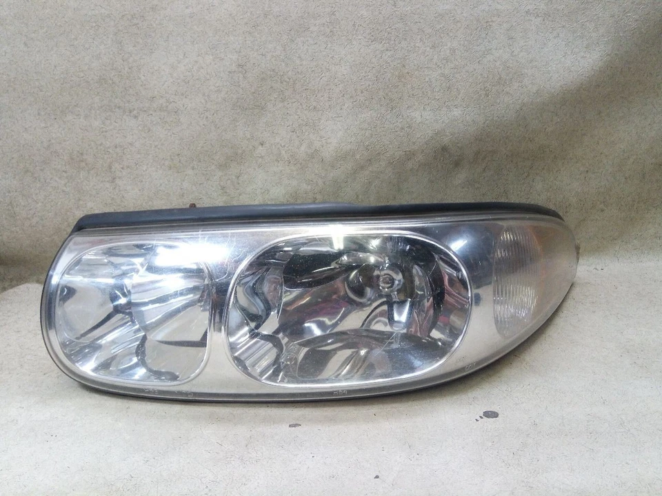 Driver Left Headlight Custom Fits 2000 BUICK LESABRE d180-200948 - Image 1 of 4