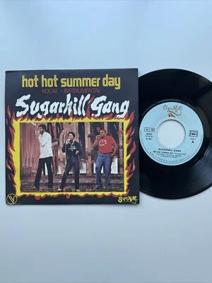 French SP SUGARHILL GANG - Hot hot summer day - VOGUE 101363 - 1980 - Photo 1/3