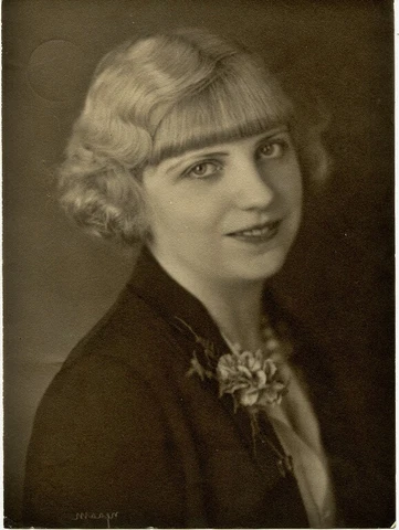 Vintage HILDEGARD (??) Signed Photo Cover
