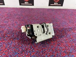 ACTUADOR DE CERRADURA PUERTA DELANTERA DERECHA JEEP GRAND CHEROKEE TRACKHAWK 6.2L 11-21 FABRICANTE DE EQUIPOS ORIGINALES - Imagen 1 de 4