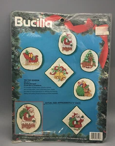 1994 Bucilla Tis The Season Set of 6 Quilted Stamped Cross Stitch Ornaments Kit - Picture 1 of 2