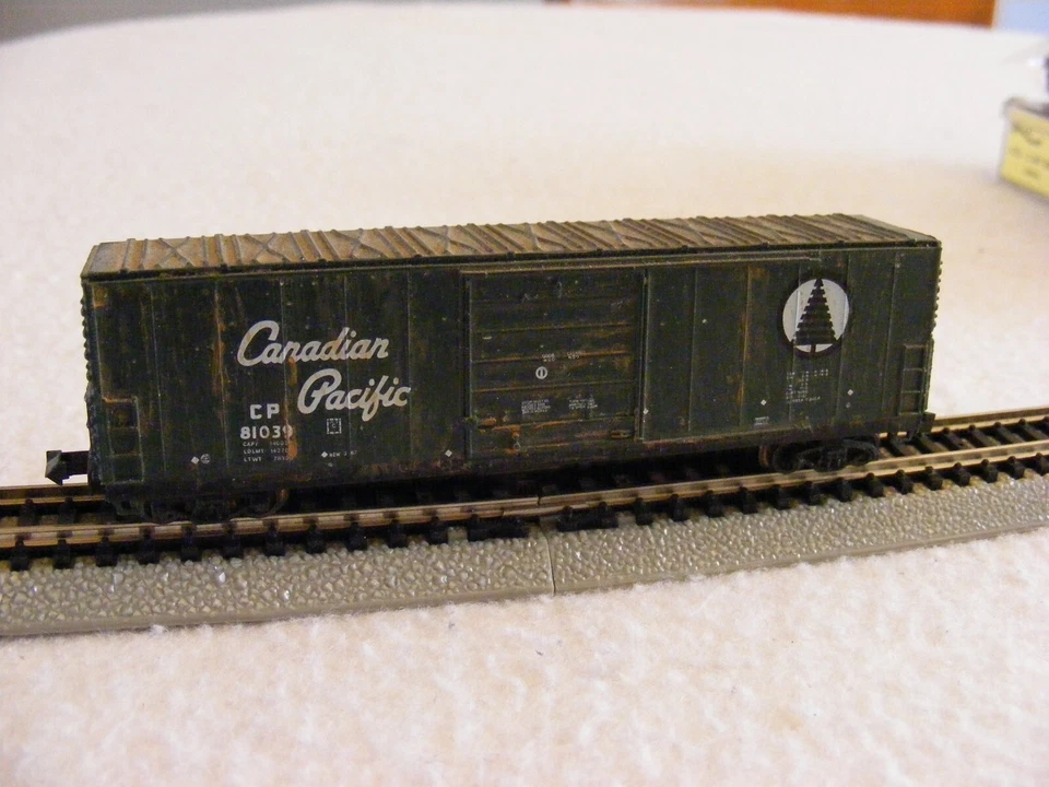 N Scale Atlas Canadian Pacific Box car Loose Stock USED Weathered - Image 1 of 1