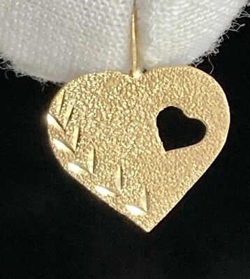 Colgante Corazón Oro Amarillo 14k Aurafin Arena Brillante Texturizado 3/4 pulgadas Damas Foto 1 de 4