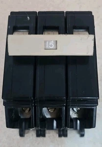Cutler-Hammer CH315 15A 3P 240V Plug-On Circuit Breaker - Picture 1 of 4