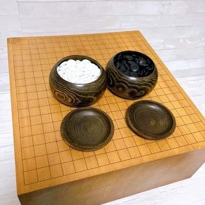 Go-Board Goban & Go Stone & Bowl SET IGO Game Vintage 4 legs Thick 7 in 009 - Image 1 of 4