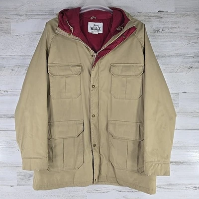 VINTAGE WOOLRICH MENS SIZE XL INSULATED BEIGE FIELD BARN JACKET COAT MADE in USA - Image 1 of 4