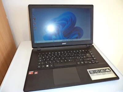 NOTEBOOK ACER ES1 520 - Immagine 1 di 4