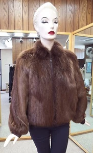 NUEVO CON ETIQUETAS Chaqueta Bomber de Piel de Castor de Pelo Largo con Cintura y Puños Elásticos de Cuero, Talla 8 - Imagen 1 de 4