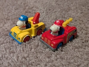Vintage 1983 Snoopy Hasbro Diecast Metal Tow Truck and Fire Truck Toy Cars - Picture 1 of 7