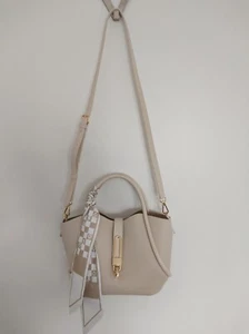 Damentasche beige NEU super schön - Bild 1 von 13