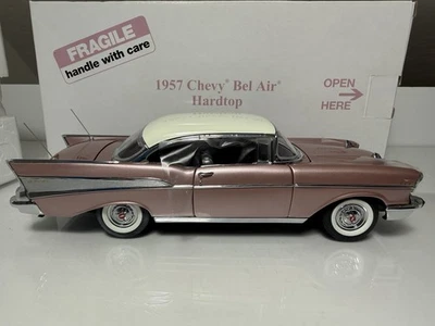 Chevrolet Bel Air 1957 Danbury como nuevo techo rígido *¡Raro Dusk Pearl nuevo en caja! Foto 1 de 4