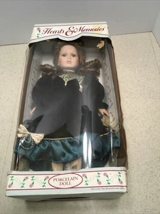 Bambola di porcellana Hearts & Memories 16" vestito verde, capelli rossi BRADLEES NUOVA CON SCATOLA - Foto 1 di 10