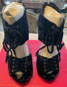 Shoedazzle Dress Sandals Casara True Navy Velvet Size 9 Never Worn, New In Box - Picture 1 of 7