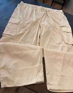 NWT - Ladies NORTH FACE Khaki Cargo Pants - Lightweight - Wind Resistant (3XL) - Picture 1 of 4