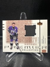 2001 Upper Deck Premier Collection Jerseys /300 Wayne Gretzky HOF