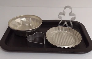 Ikea Duktig Children’s Baking Pieces 5 pcs Pans Tray Cookie Cutters - Picture 1 of 15