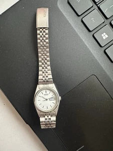Ladies Seiko Watch - Picture 1 of 2