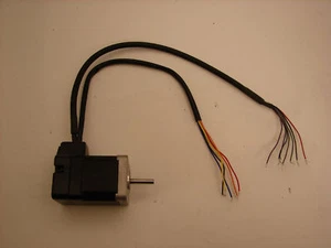 MOTOR PASO A PASO SANYO DENKI 103H5210-04XE41 *NNB* - Imagen 1 de 11