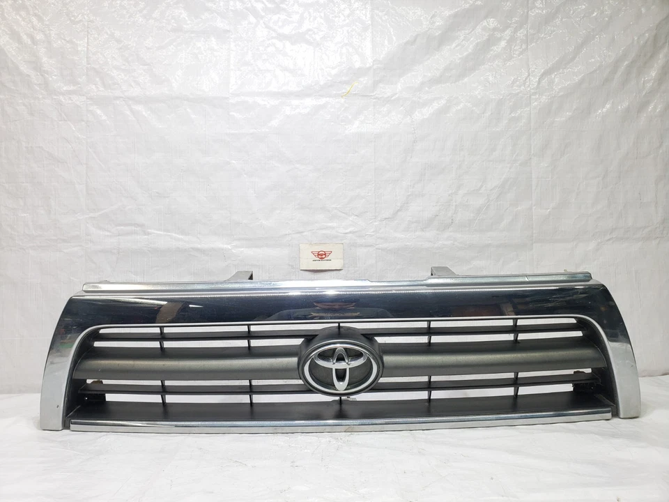 1996-1998 Toyota 4Runner Front Upper Grille Radiator Bumper 4WD OEM 53111-35340 - Imagem 1 de 4