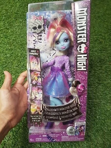 NEW Abbey Bominable Welcome to Monster High Dance the Fright Away From Mattel - Picture 1 of 5