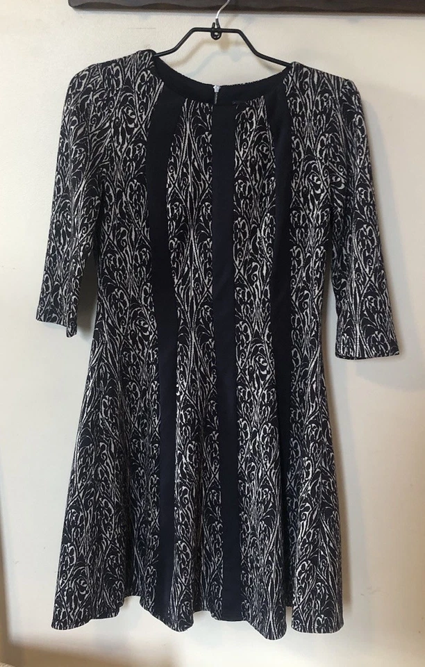 Vestido elástico Gabby Skye para mujer 10 azul marino marfil floral manga 3/4 hasta la rodilla Foto 1 de 4