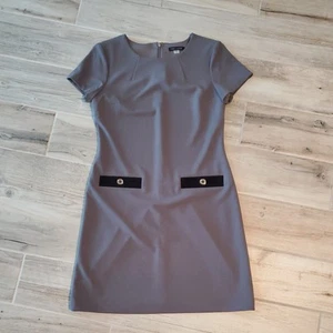 Tommy Hilfiger Gray Crepe Shift Dress SZ 6 Scoop Neck Career Office Wedding - Picture 1 of 7