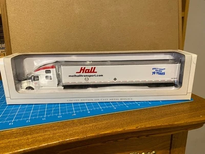 Remolque 1/64 Liberty Classics Volvo 770 y 53 ft rep. Mel Hall Transport Foto 1 de 4