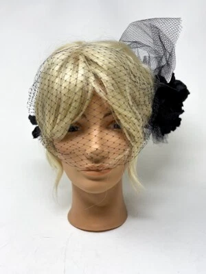 Black Flower Hair Pin with Veil, Wedding or Prom Hair Accessories Foto 1 de 4