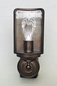 Bath Body Works Wallflower ANTIKES LICHT NACHTLICHT Diffusor Einheit Steckhalter - Bild 1 von 1