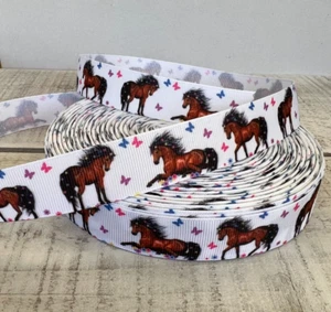 Horse Print Grosgrain Ribbon - 2 Metres x 22mm - Picture 1 of 1