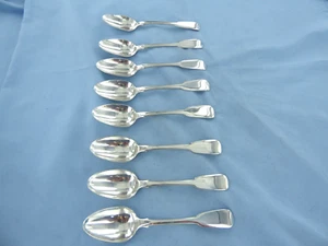 AN ANTIQUE SET OF EIGHT STERLING SILVER FIDDLE BACK TEASPOONS LONDON 1824. - Picture 1 of 9