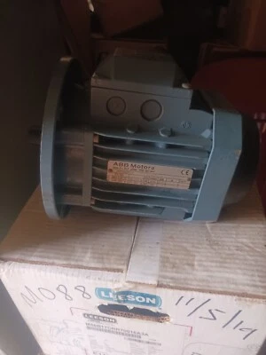 MOTOR ABB MOTORES M2VA80B-6  Foto 1 de 4
