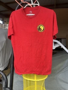 Vintage T&C Surf Designs T Shirt Mens Medium Surfer Surfing Y2K Hawaii Red - Picture 1 of 4