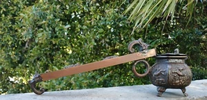ENCRE DE CALLIGRAPHIE EN BRONZE ANTIQUE YATATE JAPONAISE AVEC PORTE-BROSSE PÉRIODE MEIJI - Photo 1/13