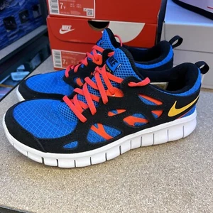 Nike Free Run 2 Black Blue Gold White DX1788-001 GS 6.5Y Boys Girls Women New - Picture 1 of 4