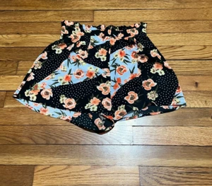 TOPSHOP Women's Floral Print Shorts Size 0 High Rise Black Boho Festival - Picture 1 of 3