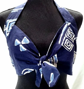 Vintage 1970s Blue Batik Halter Bikini Bra Crop Top Tie Front Cotton M - Picture 1 of 12