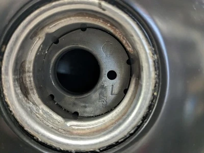 Harley Davidson FXST 61228-97 tanque de gasolina Foto 1 de 4