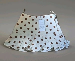 Mini skort Zara con volant a pois taglia S marrone e crema. Cerniera laterale - Foto 1 di 3