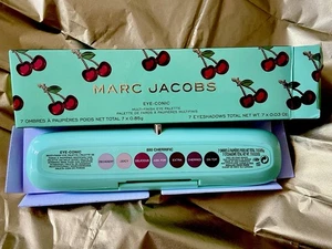 Marc Jacob’s Eye-conic Multi Finish Eye Palette 880 Cherrific - Picture 1 of 8